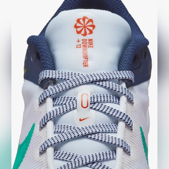 NIKE Women's Downshifter 12, Size 9 - Picture 6 of 10